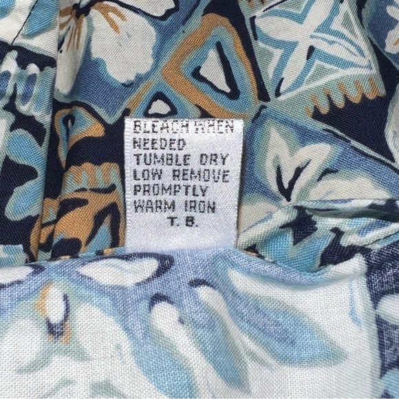 Pierre Cardin Men's Blue and Brown Hawaiian Patterned Shirt size Medium - Picture 12 of 13